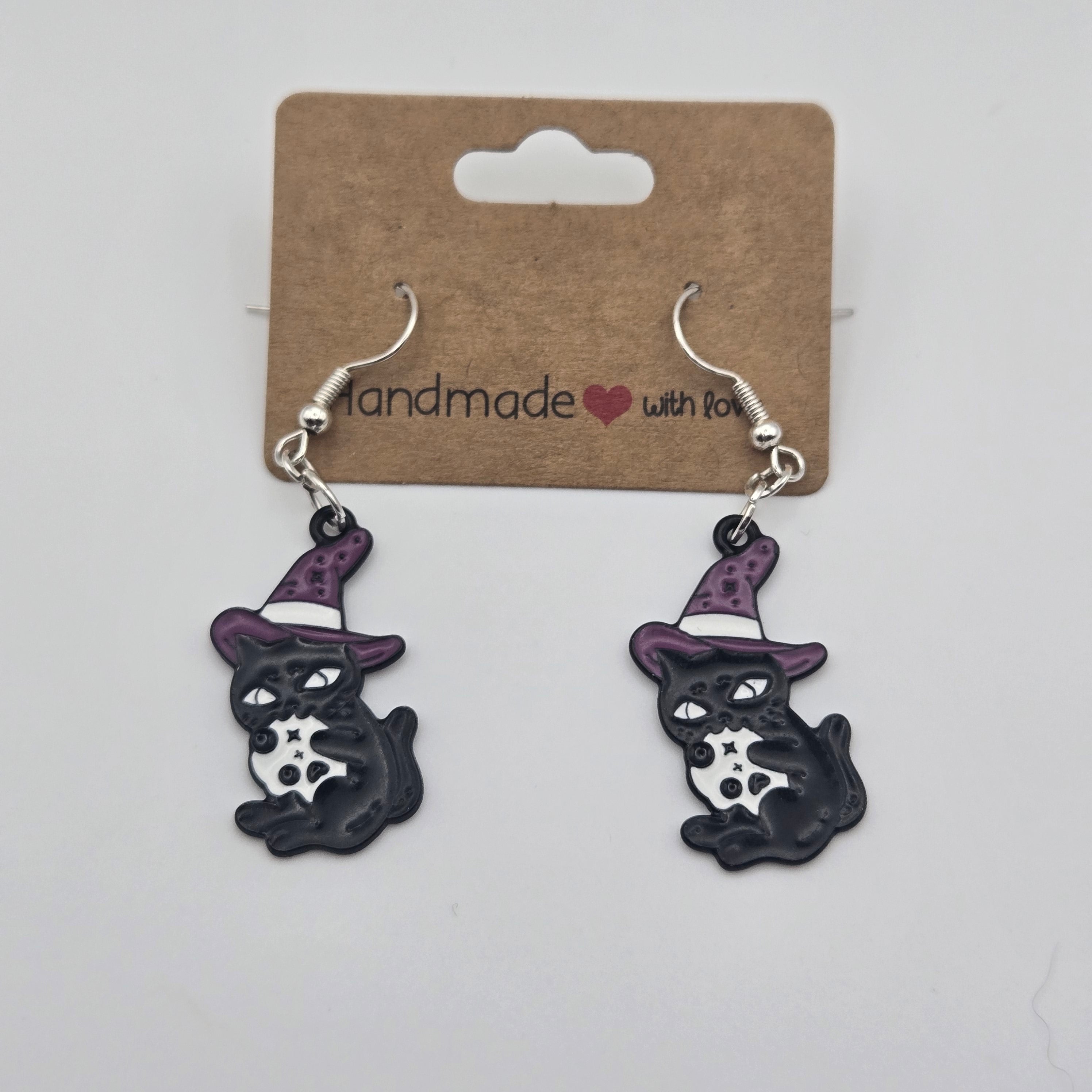 Skull-Seer Familiar Earrings